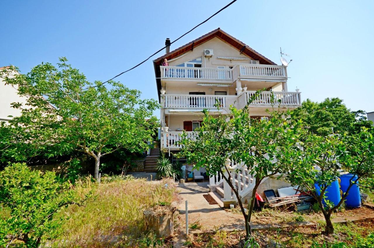 Apartment Branislava 罗戈兹尼察 外观 照片