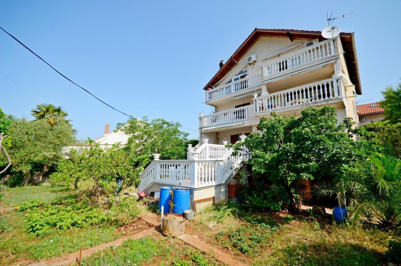 Apartment Branislava 罗戈兹尼察 外观 照片