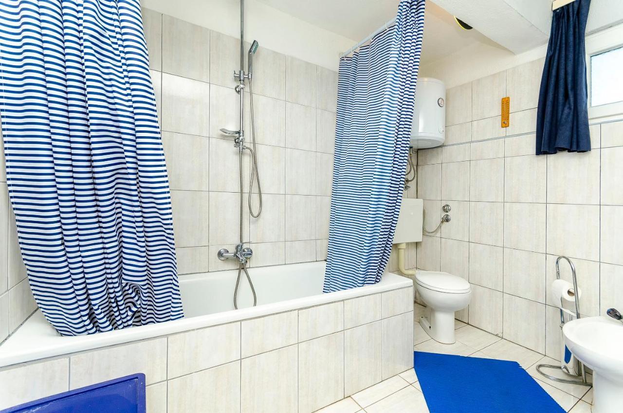 Apartment Branislava 罗戈兹尼察 外观 照片