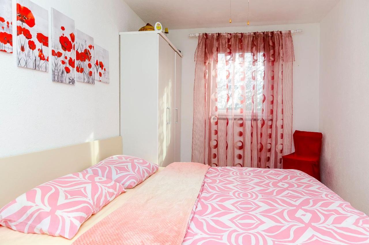 Apartment Branislava 罗戈兹尼察 外观 照片